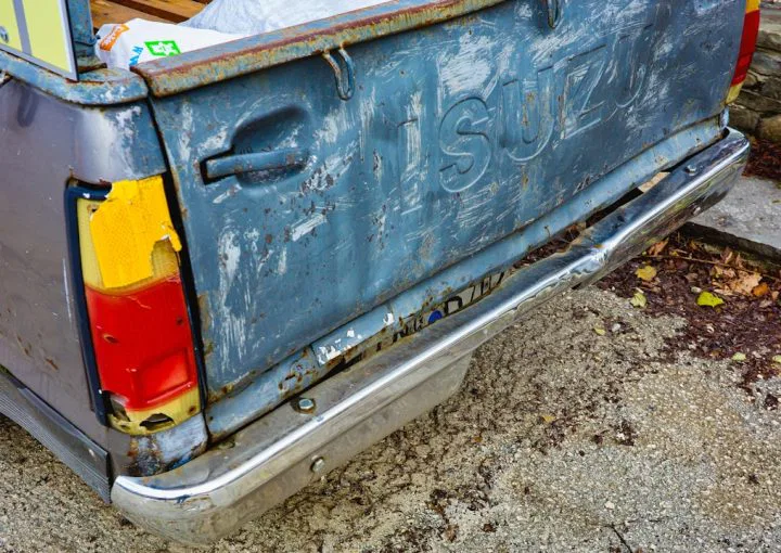 Photo automotive paint touch up